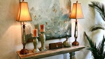 Artsy Dwelling: Show-ing Off