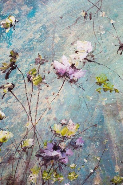 Flora Unleashed: Laurence Amelie